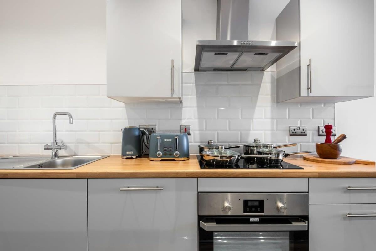 Contemporary 1 Bedroom Apartment In Central Hull Kingston upon Hull Eksteriør billede